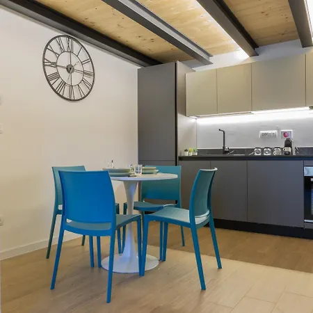 Appartamento Corso Sicilia Design By Wonderful Italy